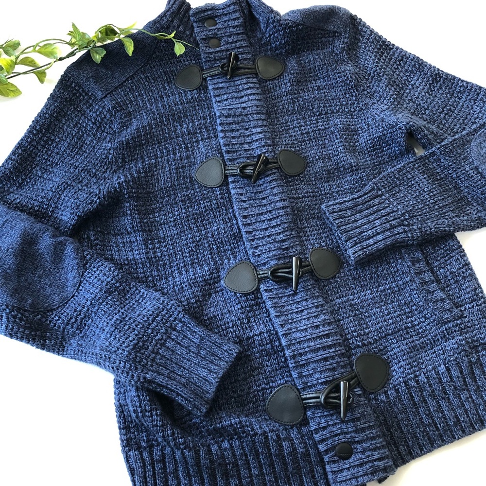 Express Cardigan- Toggle and Zippered Front